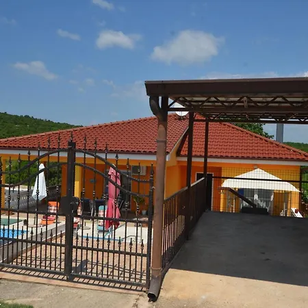 Mari House Prázdninový dům