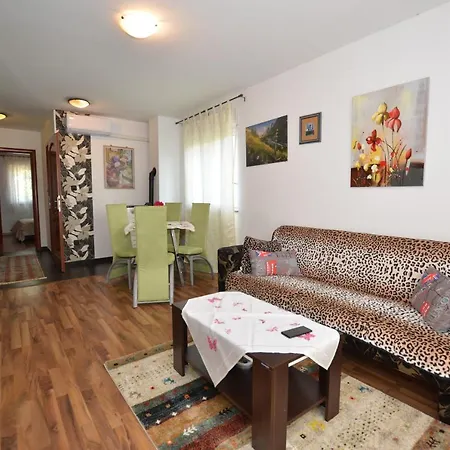 Mari House