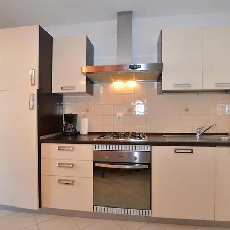 Holiday home Mari House Kanfanar